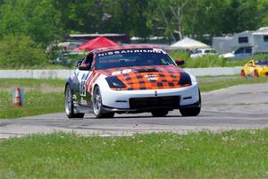 Derek Chan's T3 Nissan 350Z