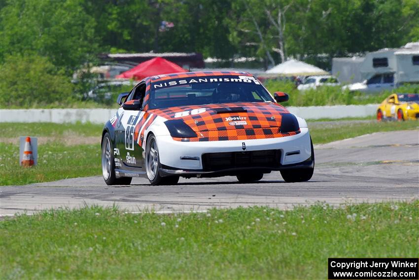 Derek Chan's T3 Nissan 350Z