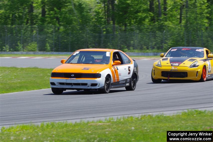 Sam Fisher's ITA Nissan 200SX SE-R and James Berlin's T3 Nissan 370Z