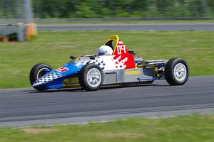 Mia Schellekens' Reynard 84F Formula Ford