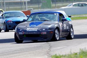 Aaron Jongbloedt's Spec Miata Mazda Miata