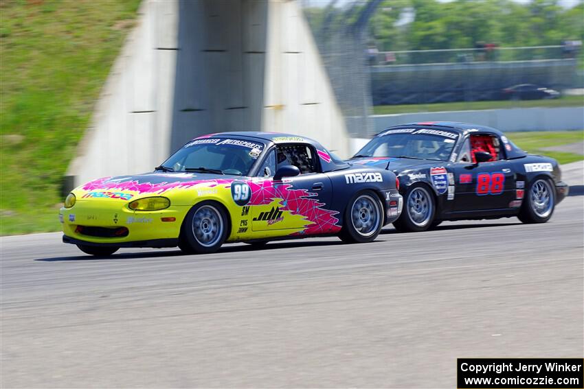 Ethan Jacobs' and Samantha Silver's Spec Miata Mazda Miatas