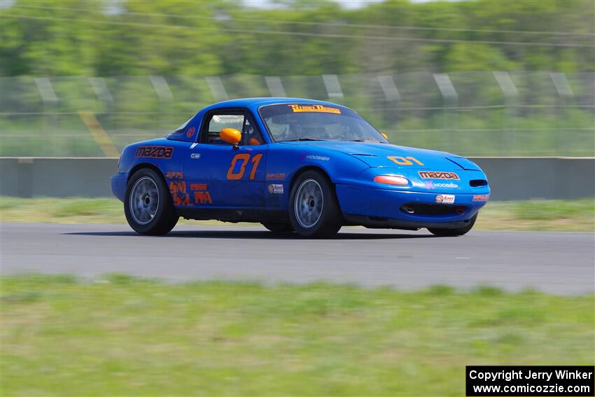 Gordon Kuhnley's Spec Miata Mazda Miata