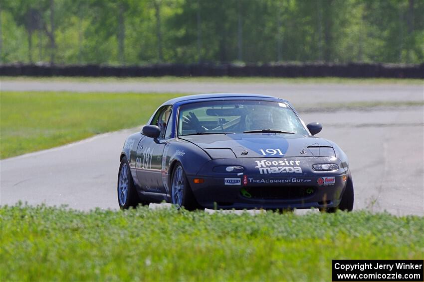 Aaron Jongbloedt's Spec Miata Mazda Miata