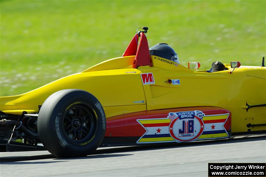 Steve Thomson's Formula Continental Van Diemen RF02/Mazda