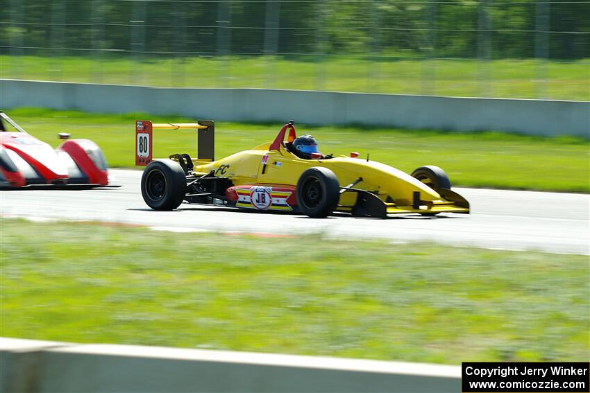 Steve Thomson's Formula Continental Van Diemen RF02/Mazda