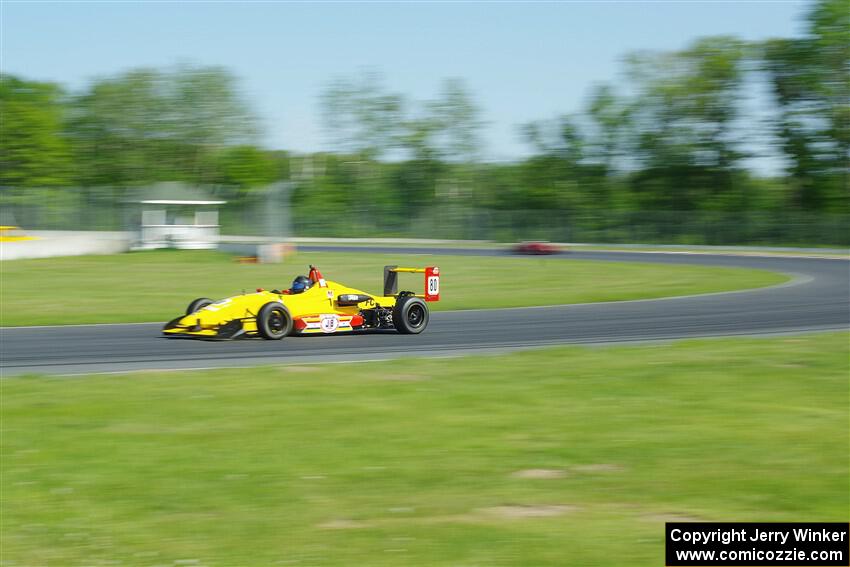 Steve Thomson's Formula Continental Van Diemen RF02/Mazda