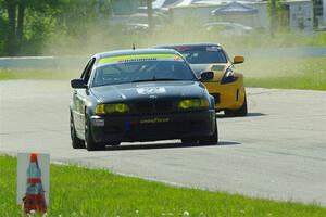 Derek Wagner's T3 BMW 330 and James Berlin's T3 Nissan 370Z