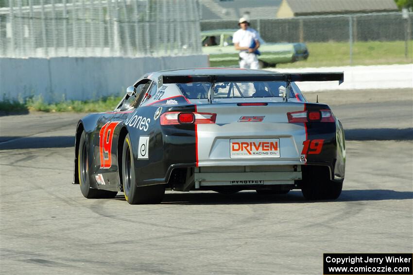 Justin Elder's GT-2 Chevy Camaro