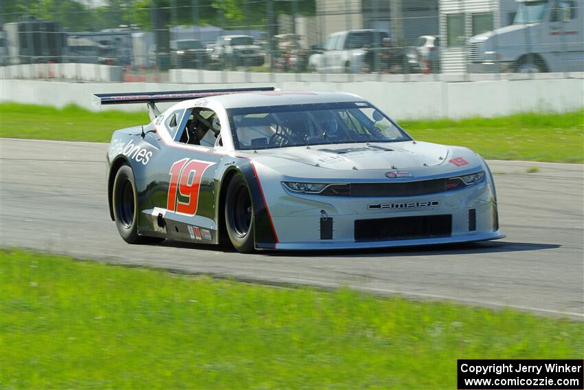 Justin Elder's GT-2 Chevy Camaro