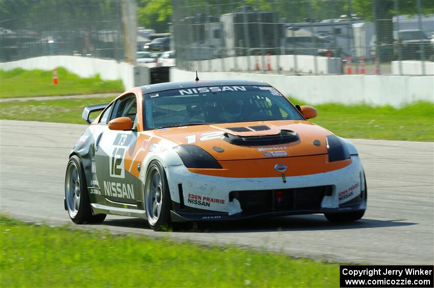 Patrick Price's T3 Nissan 350Z