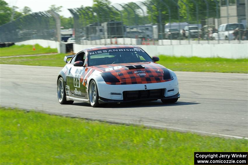 Derek Chan's T3 Nissan 350Z