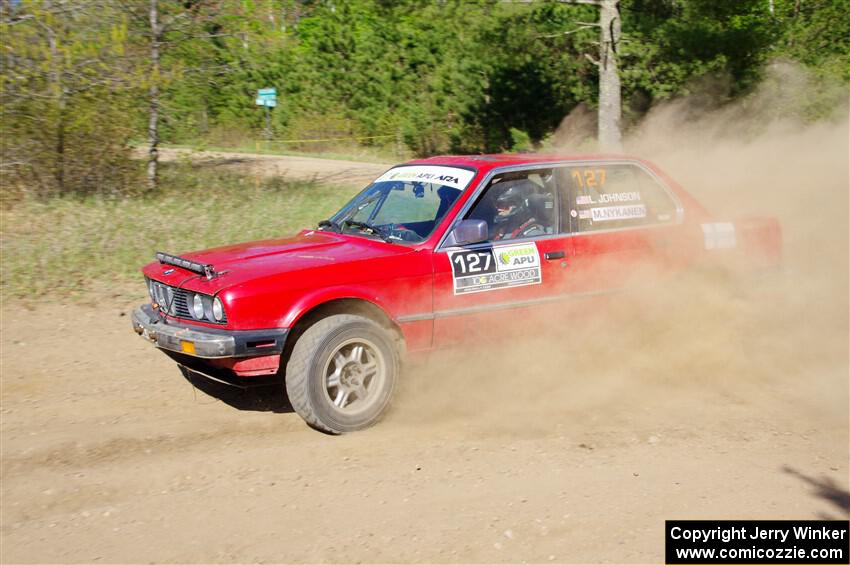 Levi Johnson / Matt Nykanen BMW 325e on SS5, Blue Trail II.