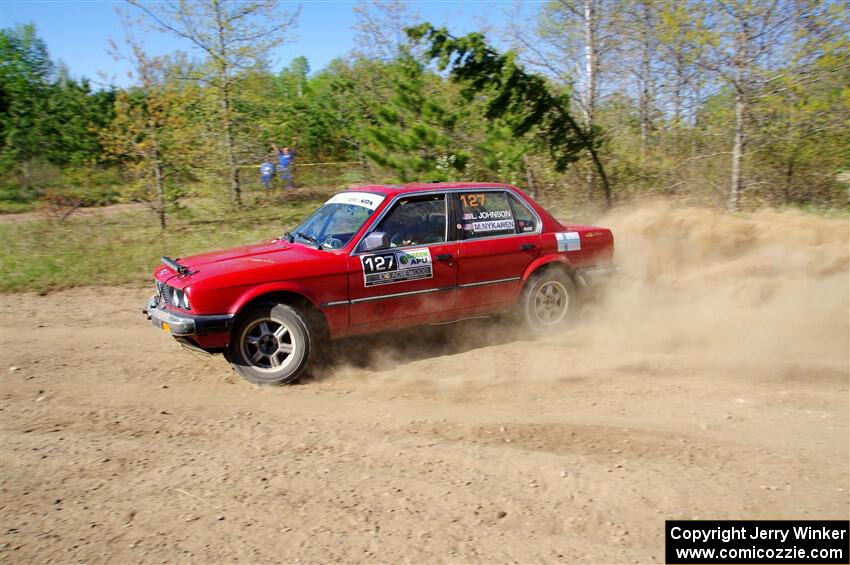 Levi Johnson / Matt Nykanen BMW 325e on SS5, Blue Trail II.