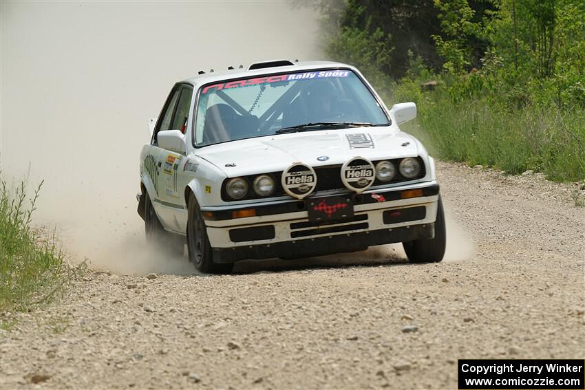 Heath Shively / Elena Huizar BMW 325i on SS1, Camp 3 North.