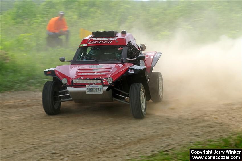 Sebastian Gomez Abero / Michelle Rogers Rage Comet R200T on SS2, Skunk Creek.