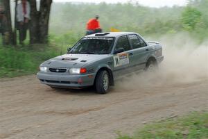 Dexter Clark / Jon McCallie Nissan Sentra SE-R on SS2, Skunk Creek.