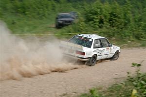 Heath Shively / Elena Huizar BMW 325i on SS3, Woodtick Hollow.