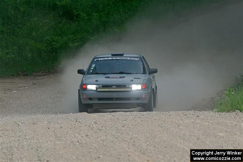 Dexter Clark / Jon McCallie Nissan Sentra SE-R on SS4, Hollow Woodtick.