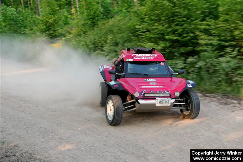 Sebastian Gomez Abero / Michelle Rogers Rage Comet R200T on SS5, Chainsaw Junction.