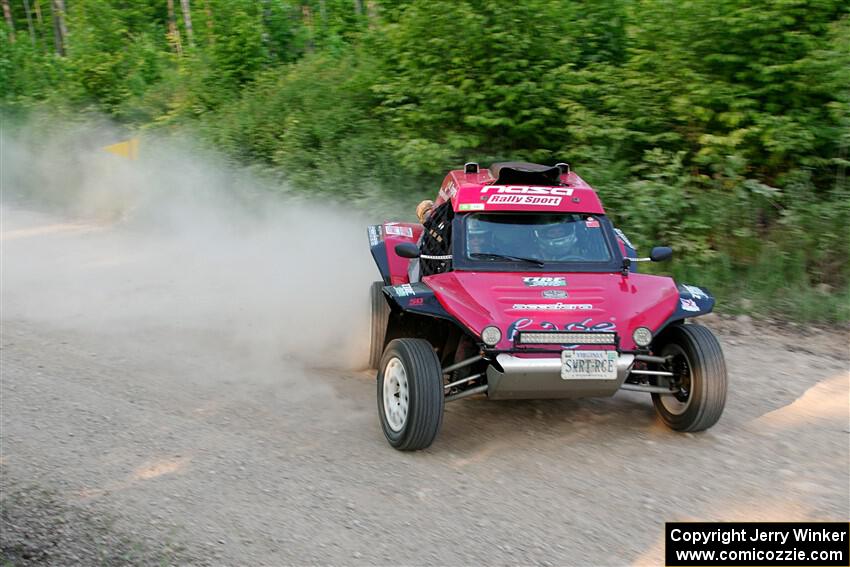 Sebastian Gomez Abero / Michelle Rogers Rage Comet R200T on SS5, Chainsaw Junction.