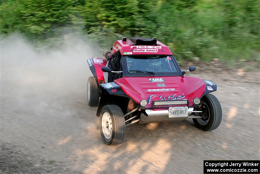 Sebastian Gomez Abero / Michelle Rogers Rage Comet R200T on SS5, Chainsaw Junction.