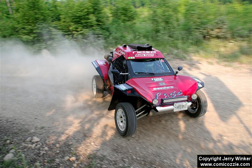 Sebastian Gomez Abero / Michelle Rogers Rage Comet R200T on SS5, Chainsaw Junction.