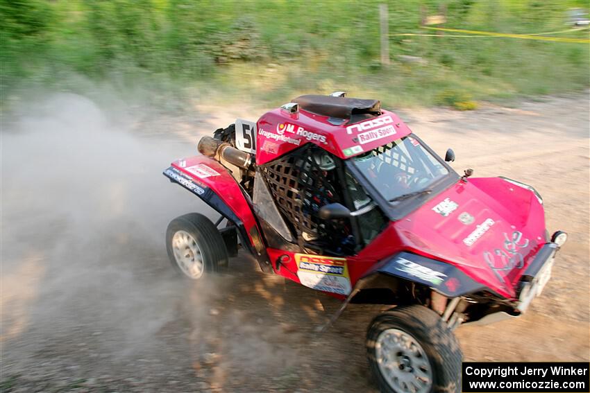 Sebastian Gomez Abero / Michelle Rogers Rage Comet R200T on SS5, Chainsaw Junction.