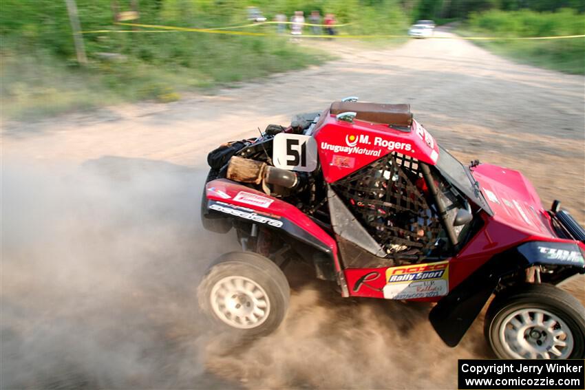 Sebastian Gomez Abero / Michelle Rogers Rage Comet R200T on SS5, Chainsaw Junction.