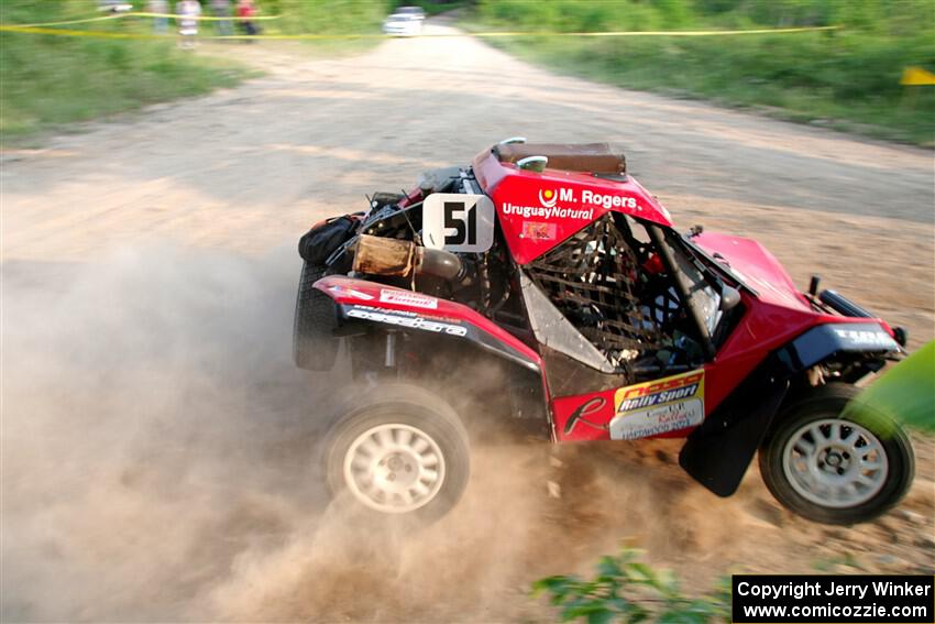 Sebastian Gomez Abero / Michelle Rogers Rage Comet R200T on SS5, Chainsaw Junction.