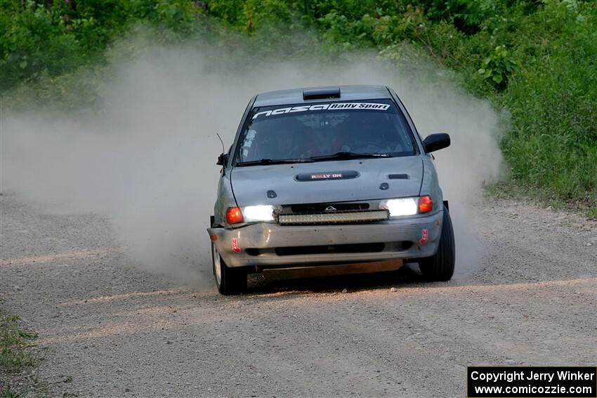 Dexter Clark / Jon McCallie Nissan Sentra SE-R on SS5, Chainsaw Junction.