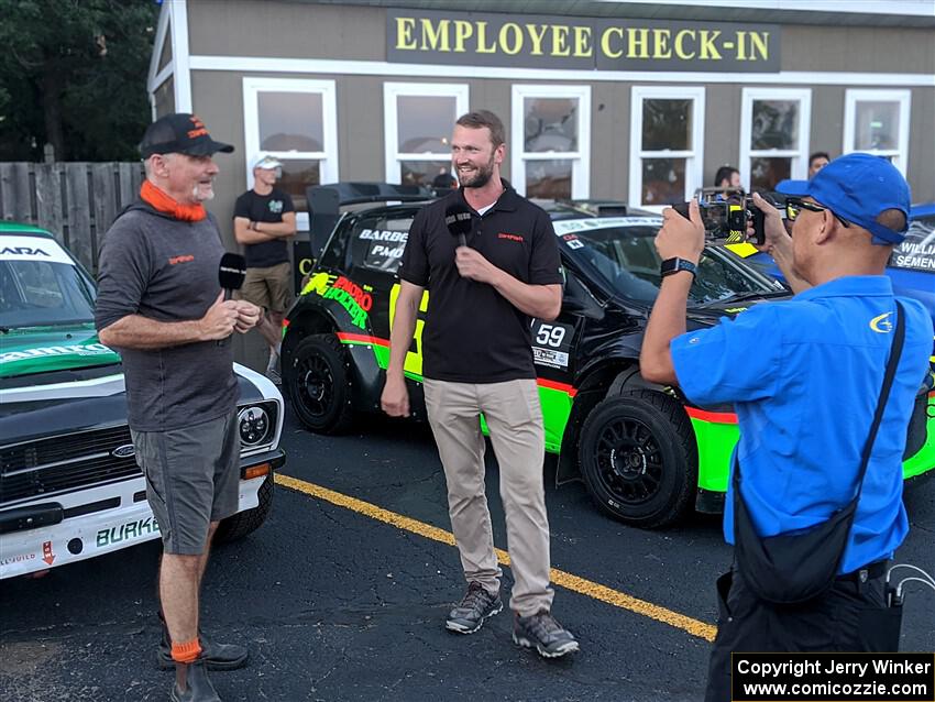 Colin Clark and Brenten Kelly do live updates at Thursday evening's parc expose.