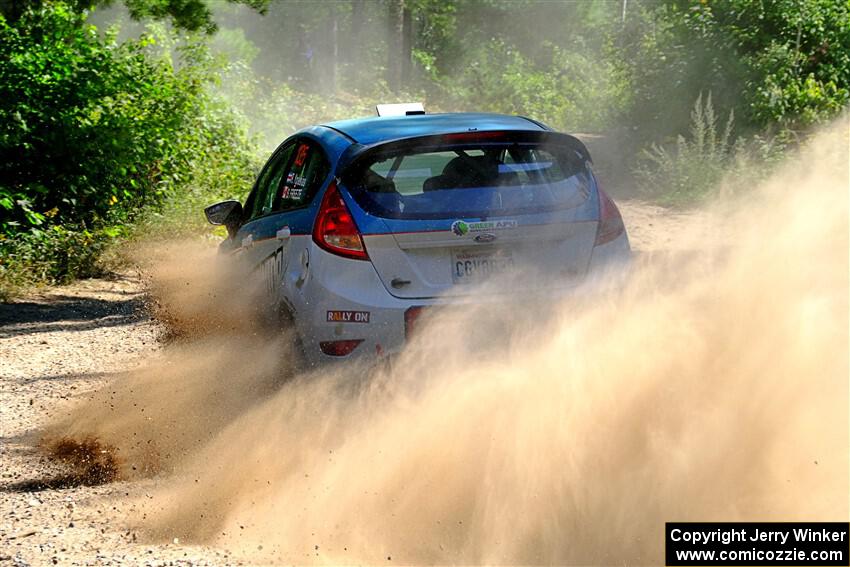 Roberto Yglesias / Sarah Freeze Ford Fiesta on SS2, Refuge I.