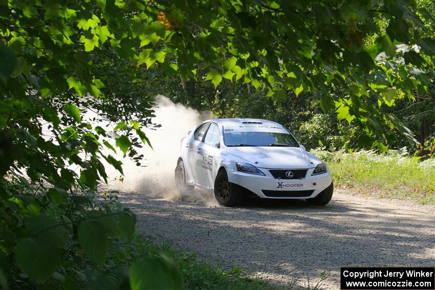 Michael Hooper / Michael Hordijk Lexus IS350 on SS2, Refuge I.