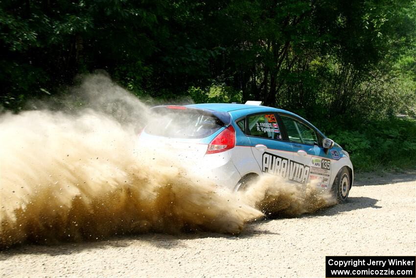 Roberto Yglesias / Sarah Freeze Ford Fiesta on SS2, Refuge I.