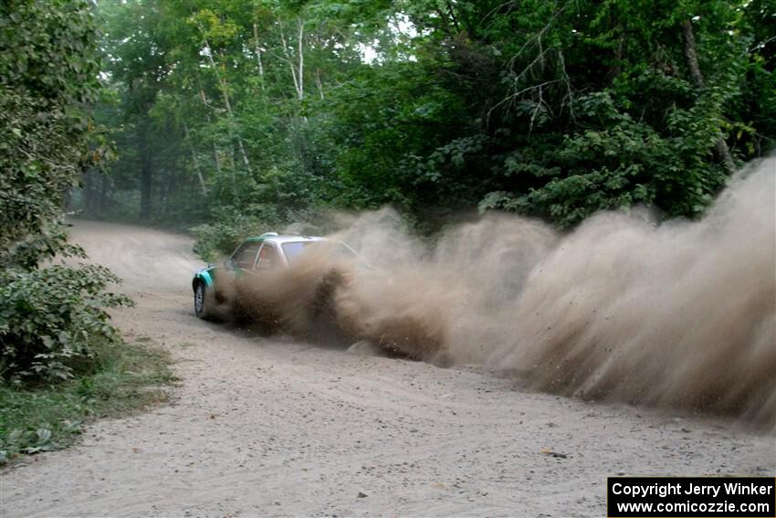 Seamus Burke / Gary McElhinney Ford Escort Mk II on SS7, Kabekona II.