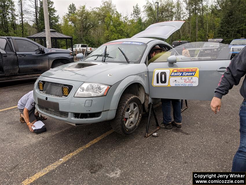 Adam VanDamme / Morgan Engle Audi TT before the event.