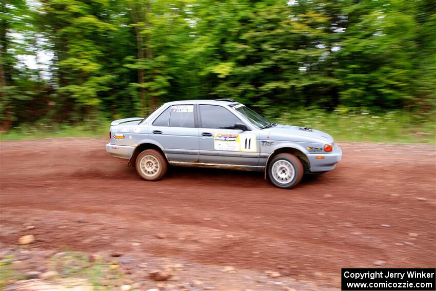 Dexter Clark / Bryce Proseus Nissan Sentra SE-R on SS2, Norway South I.