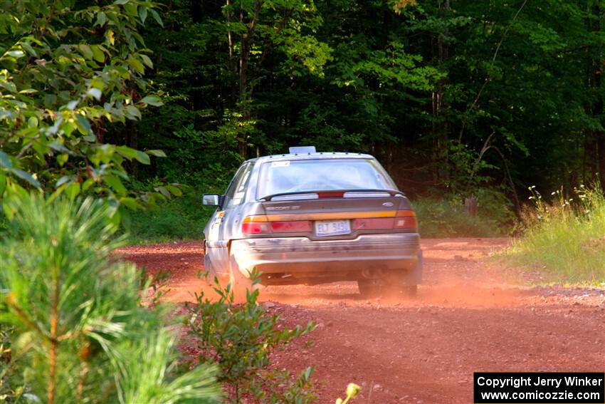 Jacob Kennedy / James Smith Ford Escort GT on SS7, Norway North II.