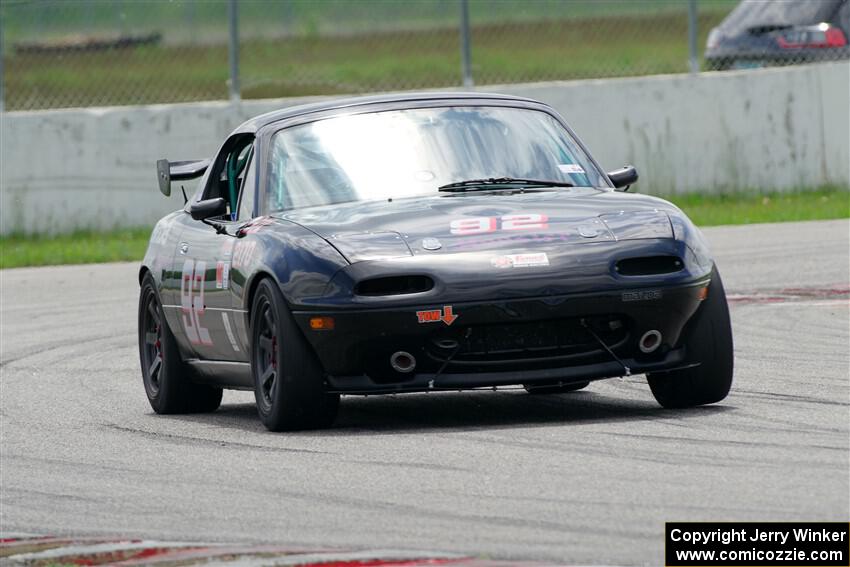 Cody Lindman's STL Mazda Miata