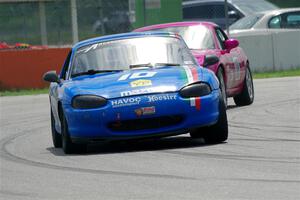 Matteo Azari's Spec Miata Mazda Miata