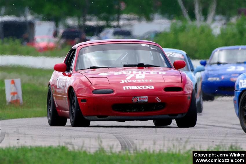 Garrett Taylor's Spec Miata Mazda Miata