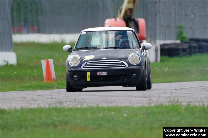 Tim Little's B-Spec MINI Cooper