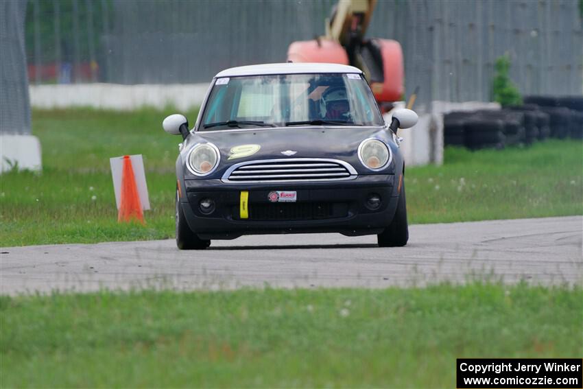 Tim Little's B-Spec MINI Cooper