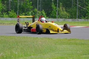 John Janssen's Formula Continental Van Diemen RF02/Mazda