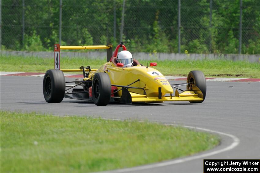 John Janssen's Formula Continental Van Diemen RF02/Mazda