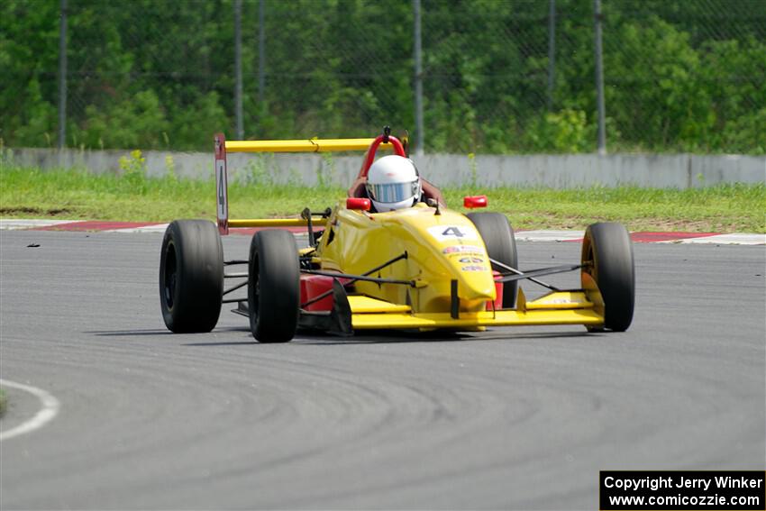 John Janssen's Formula Continental Van Diemen RF02/Mazda