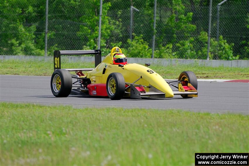 Mike Fowler's Van Diemen RF96 Formula Continental