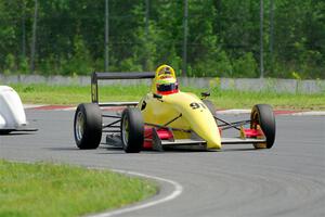 Mike Fowler's Van Diemen RF96 Formula Continental