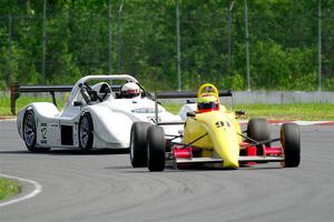 Mike Fowler's Van Diemen RF96 Formula Continental and Joe Dehen's P2 Radical SR3 RS 1500